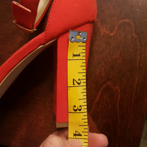COPY - Red stacked heel shoes - Picture 5 of 6